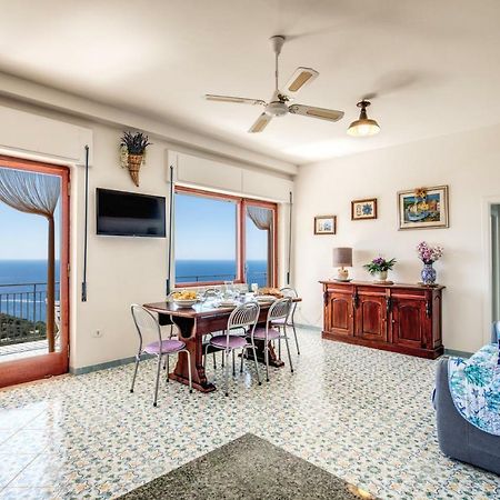 Geca'S House - Panoramic Sea View Studio ماسّا لوبْرينسِ المظهر الخارجي الصورة