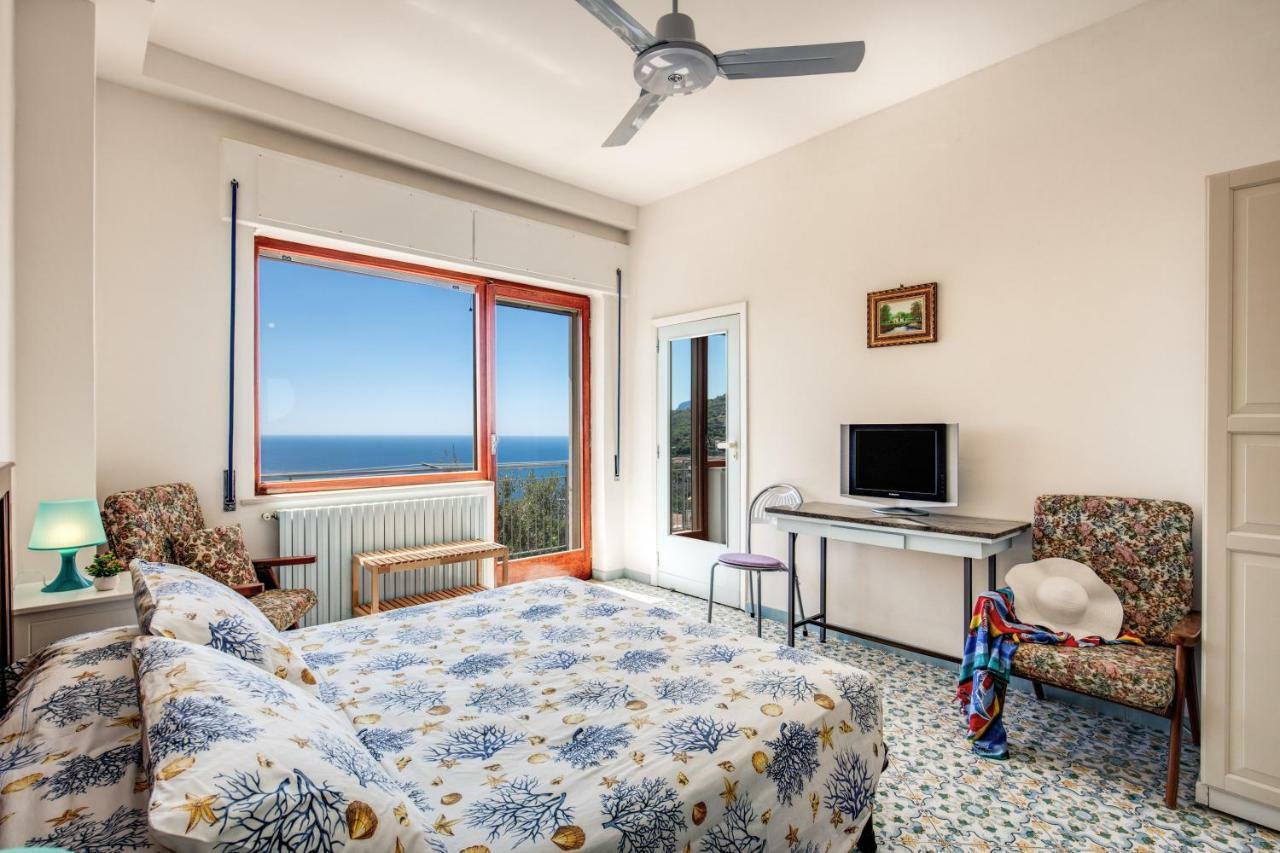 Geca'S House - Panoramic Sea View Studio ماسّا لوبْرينسِ المظهر الخارجي الصورة