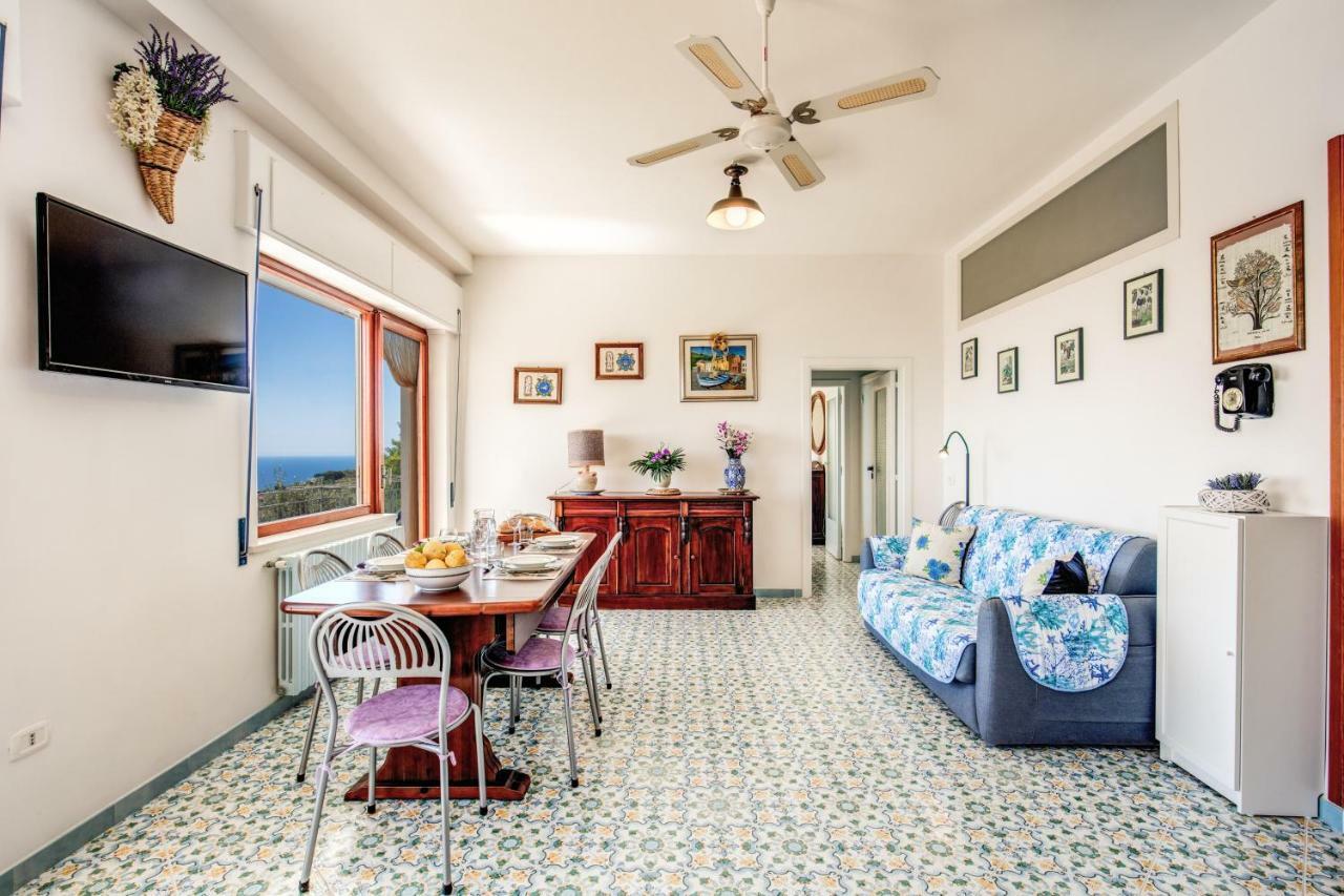 Geca'S House - Panoramic Sea View Studio ماسّا لوبْرينسِ المظهر الخارجي الصورة